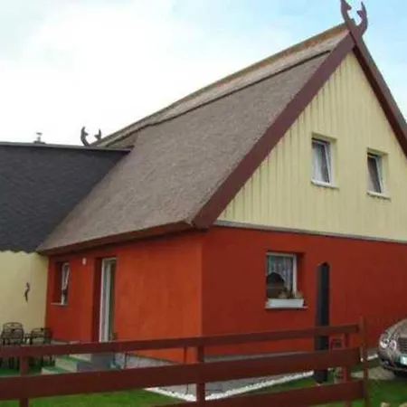 Reetgedecktes Ferienhaus _ _haus D Dom wakacyjny Heringsdorf